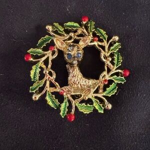 Vintage holiday reindeer brooch, 1 1/2 inches, like new